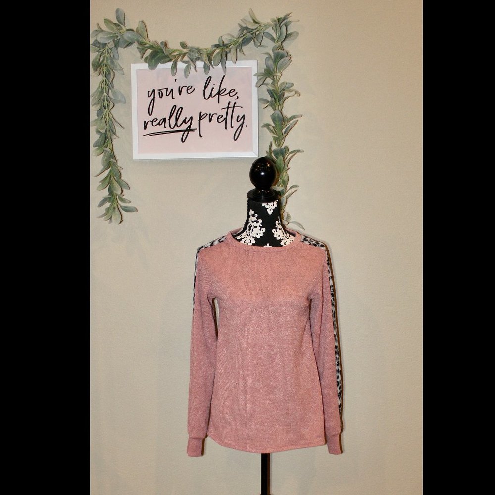 Magic Fit | Dusty Rose Sweater w/ Cheetah Sleeve